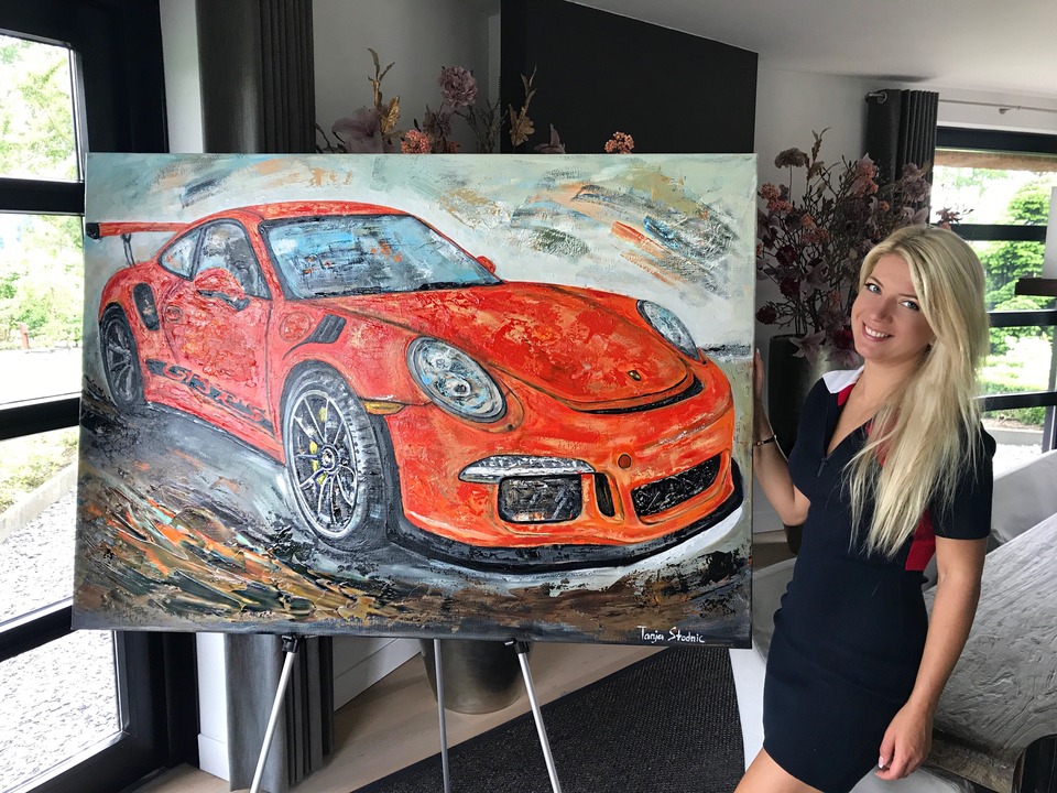 Tanja Stadnic with Porsche acrylic art
