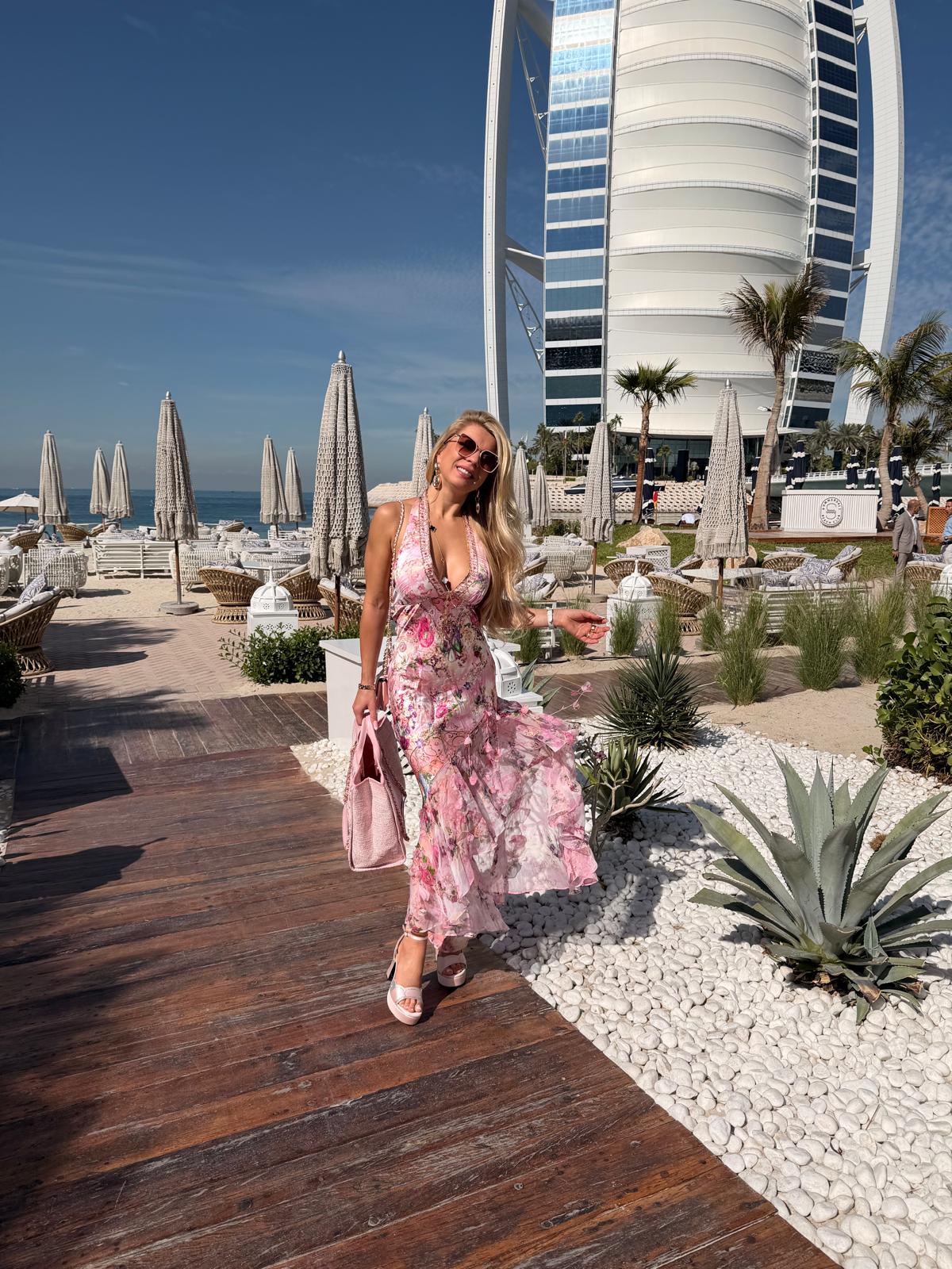 Tanja outside beside the sea